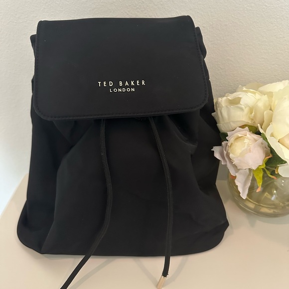 calvin klein backpack black leather Cotton with Trim Calvin Klein creates clothing Color:Green Camo Fjallraven High Coast Foldsack Lord of the Rings